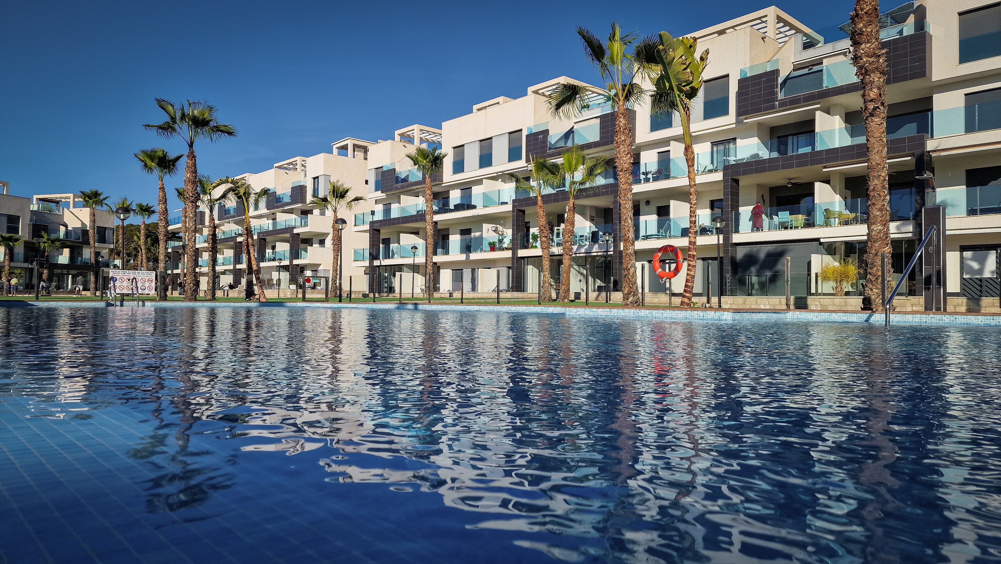 Pool reflection